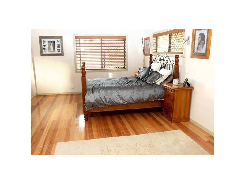 11 Cassia Court, Palm Beach QLD 4221