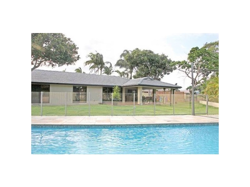 11 Cassia Court, Palm Beach QLD 4221