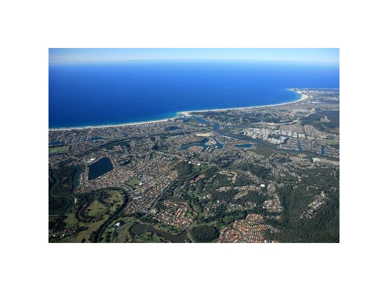 68 Silverglade Drive, Elanora QLD 4221