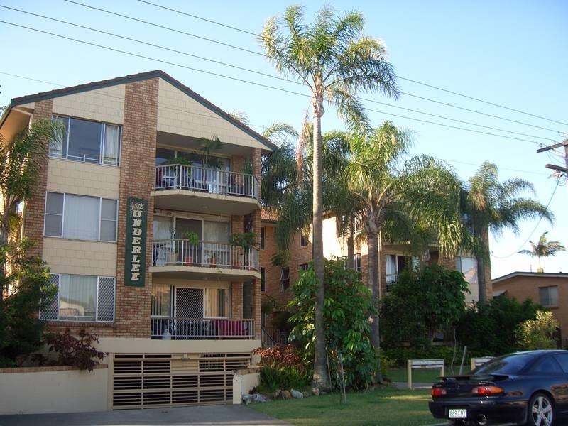 13/9 Twenty Eigth Avenue, Palm Beach QLD 4221