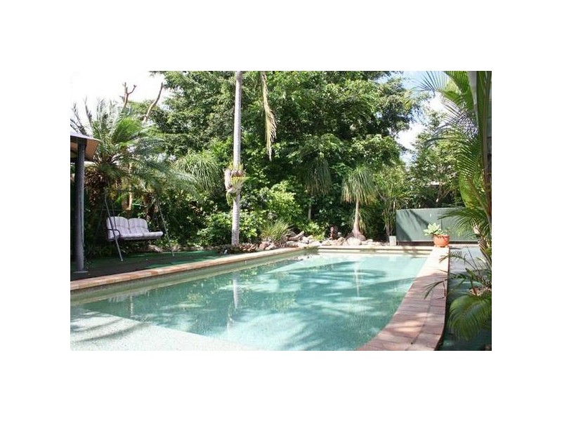 14 Satinwood Place, Palm Beach QLD 4221
