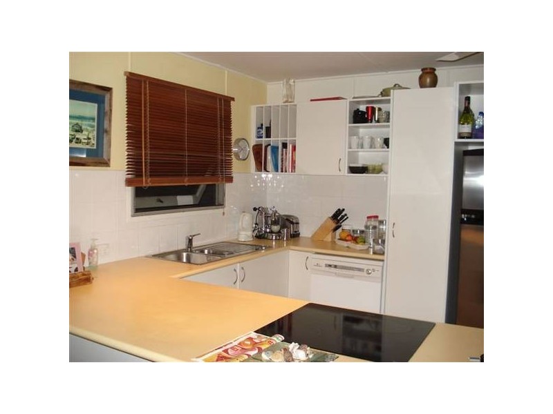 10 Second Avenue, Palm Beach QLD 4221