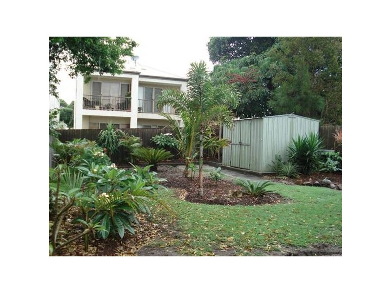 10 Second Avenue, Palm Beach QLD 4221