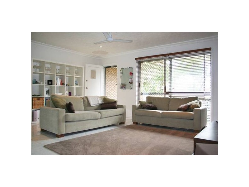 10 Culgoa Street, Palm Beach QLD 4221