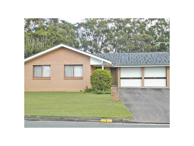 7 Colvillea Court, Palm Beach QLD 4221
