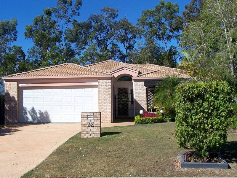 32 Leopard Avenue, Elanora QLD 4221