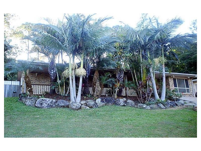 10 Dongara Close, Elanora QLD 4221
