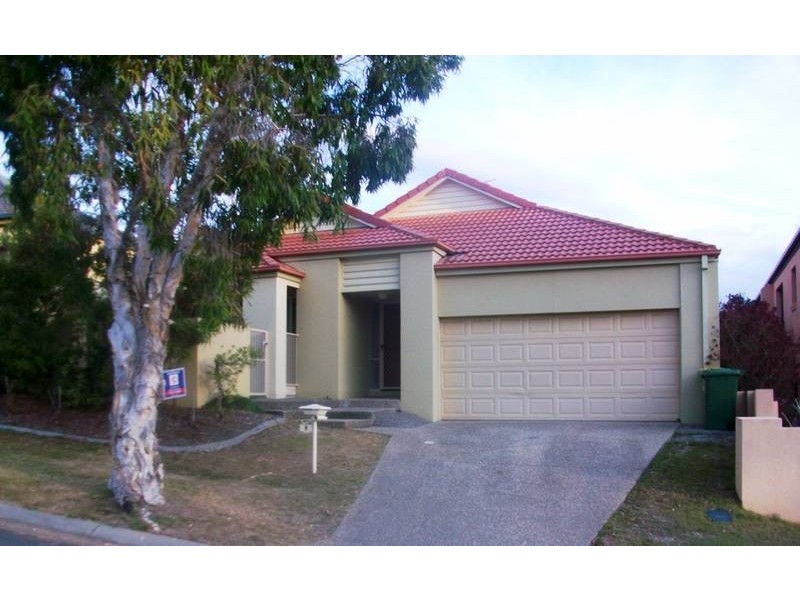 1 Mulgrave Crescent, Varsity Lakes QLD 4227