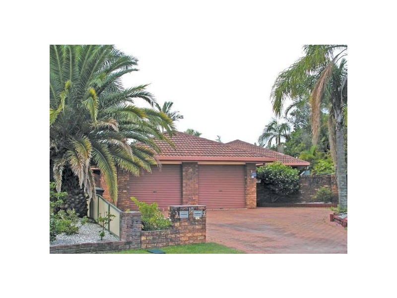 1/10 Redleaf Court, Burleigh Waters QLD 4220