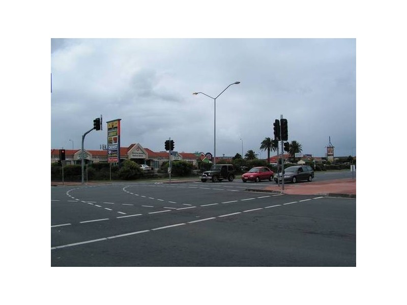 1/10 Redleaf Court, Burleigh Waters QLD 4220