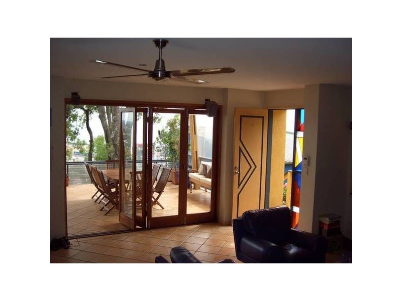 1/48 Hill Ave, Burleigh Heads QLD 4220