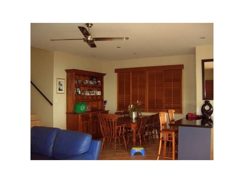 1/48 Hill Ave, Burleigh Heads QLD 4220