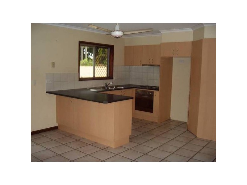 204 Townson Ave, Palm Beach QLD 4221