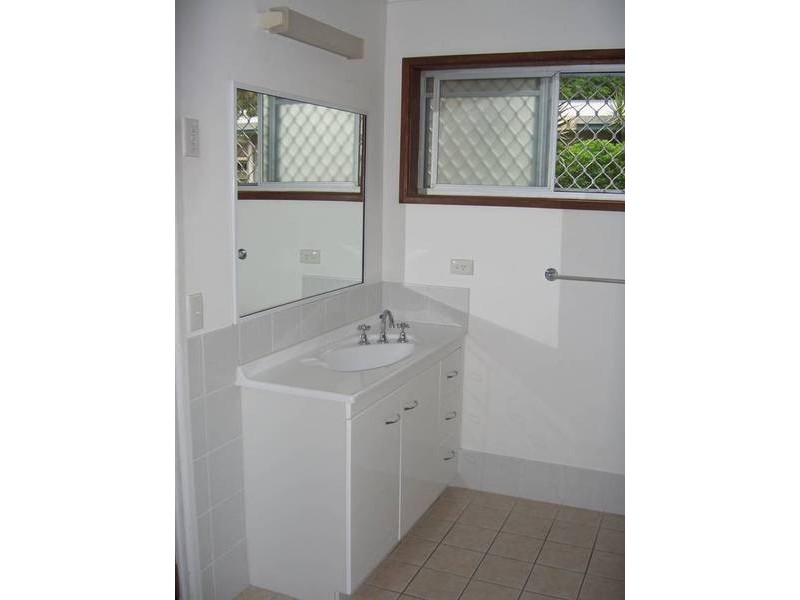 204 Townson Ave, Palm Beach QLD 4221