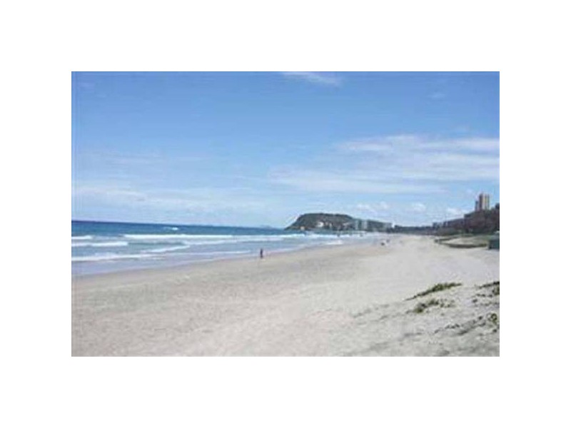 9/2008 Gold Coast Highway, Miami QLD 4220