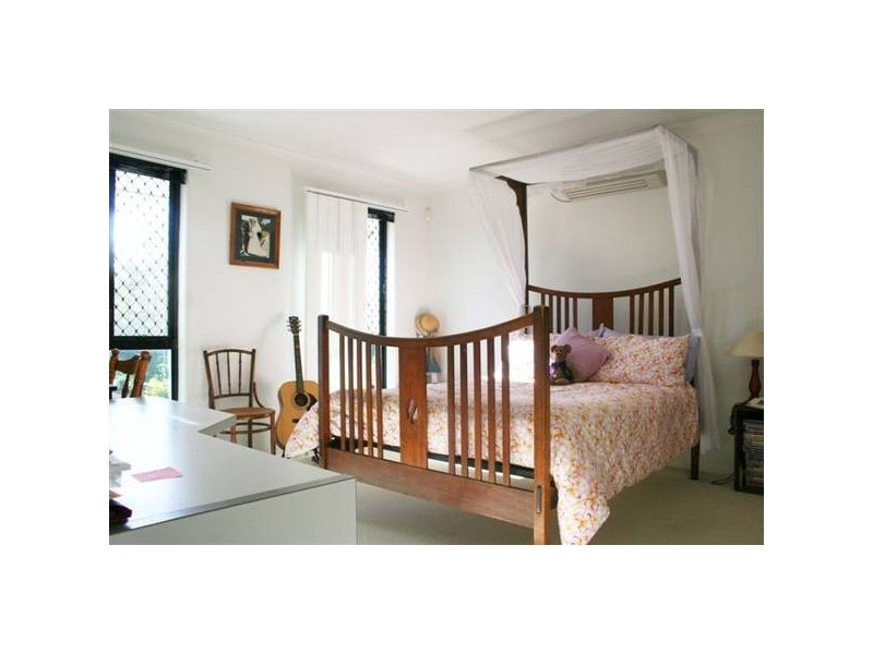 31 Wonga Street, Burleigh Heads QLD 4220