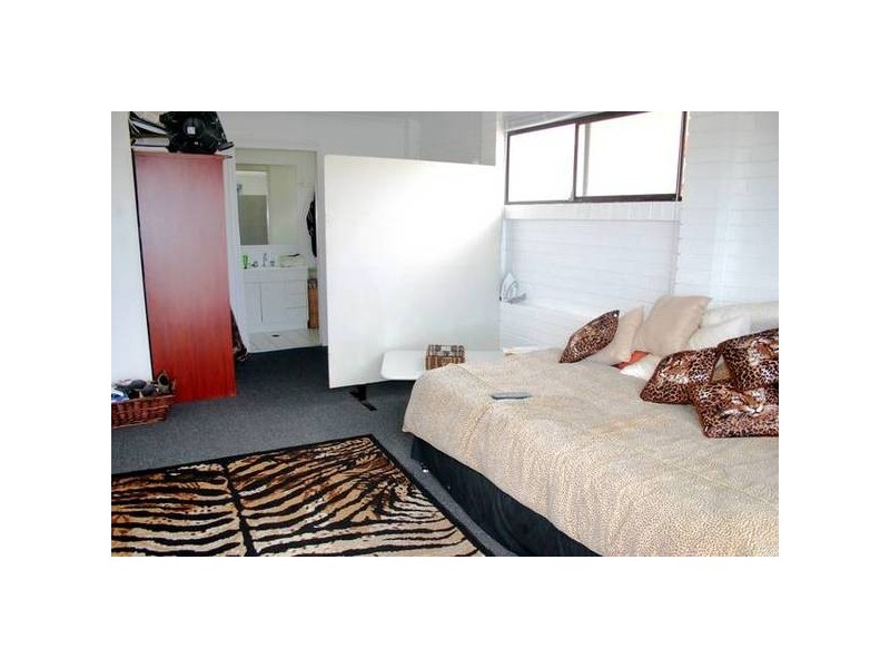 74 Nineteenth Avenue, Palm Beach QLD 4221