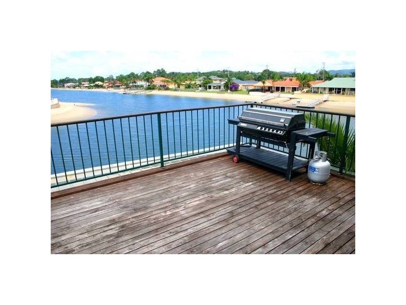 74 Nineteenth Avenue, Palm Beach QLD 4221