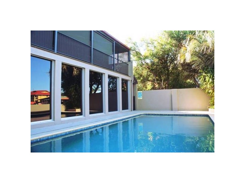 130 Townson Avenue, Palm Beach QLD 4221