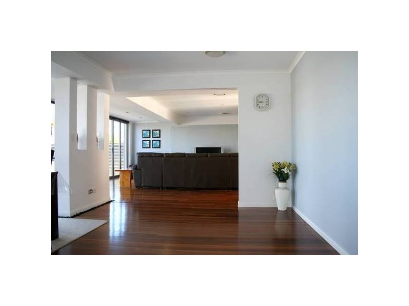 130 Townson Avenue, Palm Beach QLD 4221