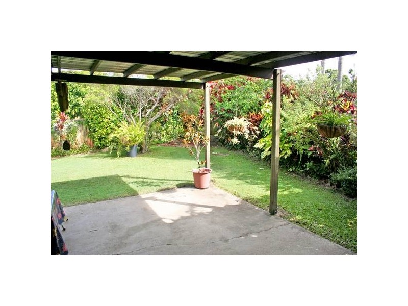 39 Spindle Street, Palm Beach QLD 4221