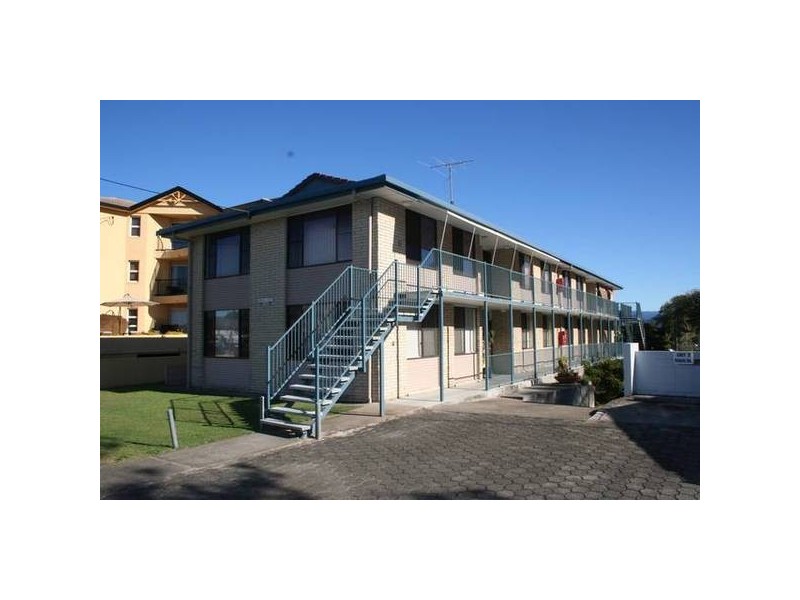 4/1326 Gold Coast High Way, Palm Beach QLD 4221