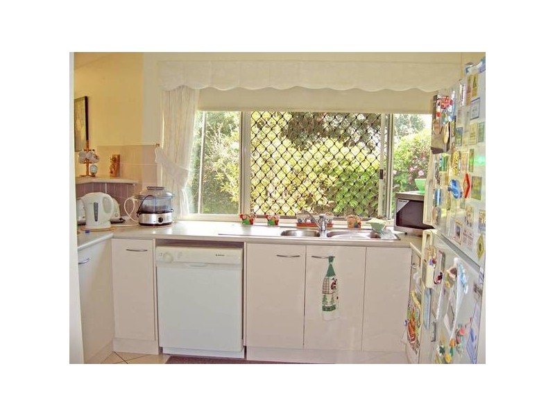 6 Baumea Court, Elanora QLD 4221