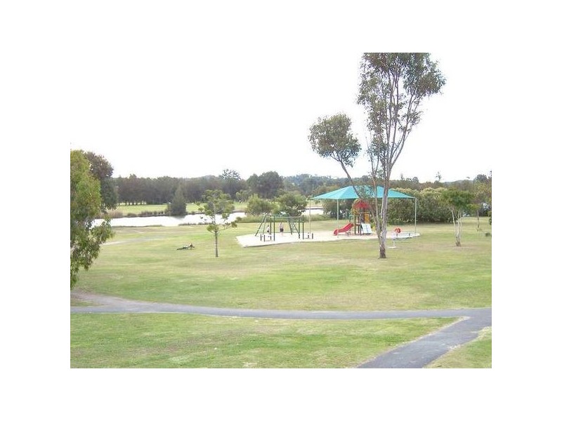 6 Baumea Court, Elanora QLD 4221