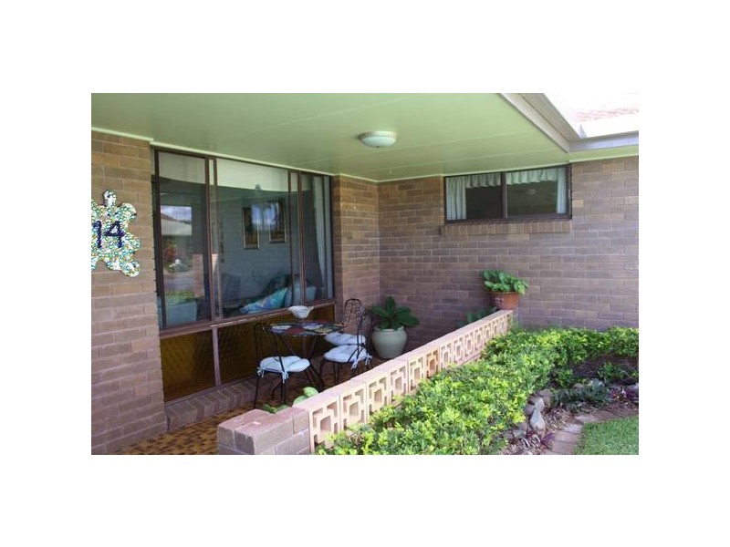 14 Satinwood Place, Palm Beach QLD 4221