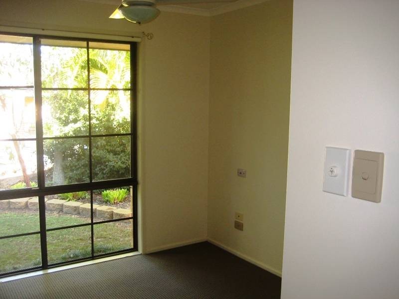 91/12 Landau Court, Miami QLD 4220