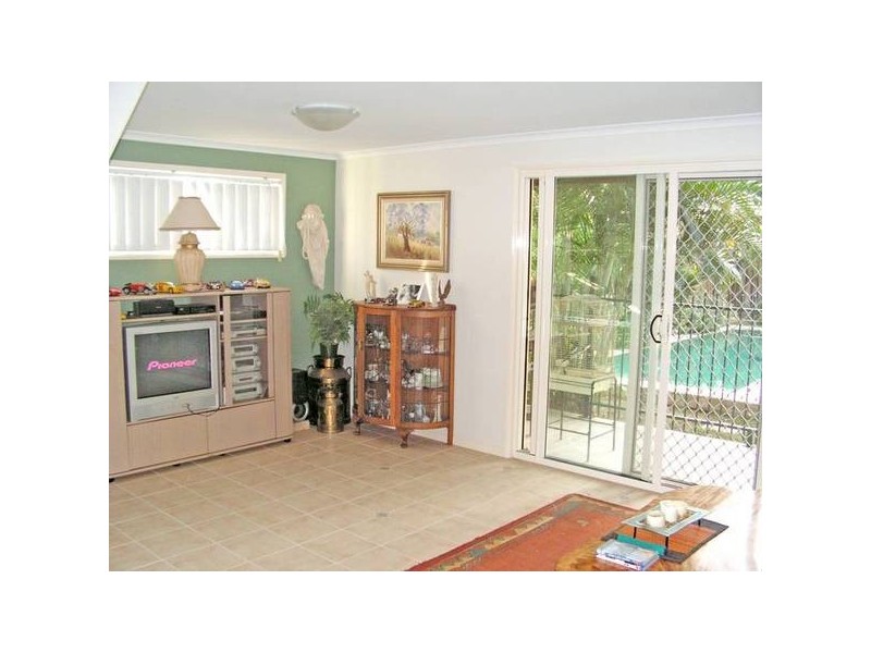 27 Fourteenth Avenue, Palm Beach QLD 4221