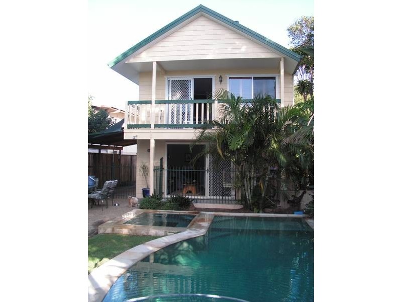 27 Fourteenth Avenue, Palm Beach QLD 4221