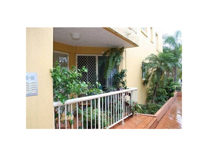 1/7 Twenty Seventh Avenue, Palm Beach QLD 4221