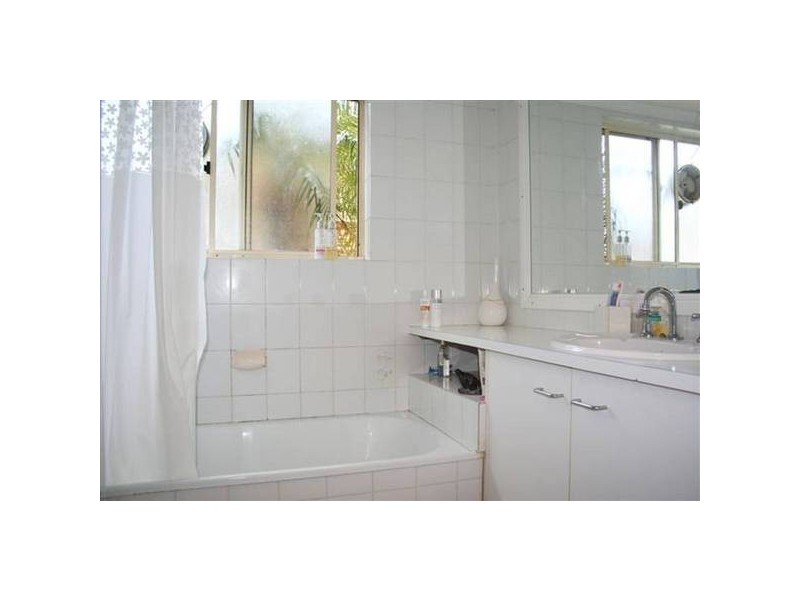 1/7 Twenty Seventh Avenue, Palm Beach QLD 4221