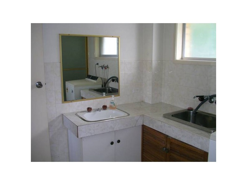 2/74 Tallebudgera Drive, Palm Beach QLD 4221