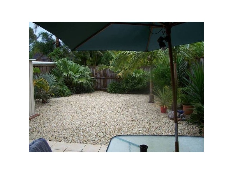 1/3 Alkira Avenue, Palm Beach QLD 4221