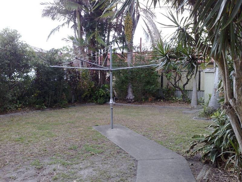 68 Philippine Parade, Palm Beach QLD 4221