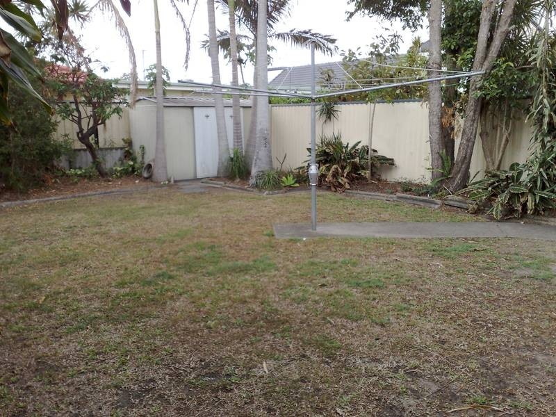 68 Philippine Parade, Palm Beach QLD 4221