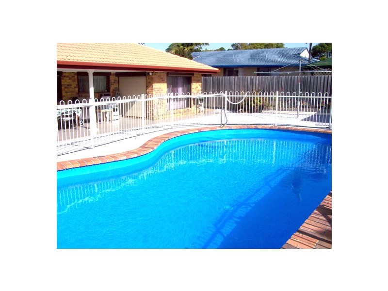 15 Carolina Close, Elanora QLD 4221