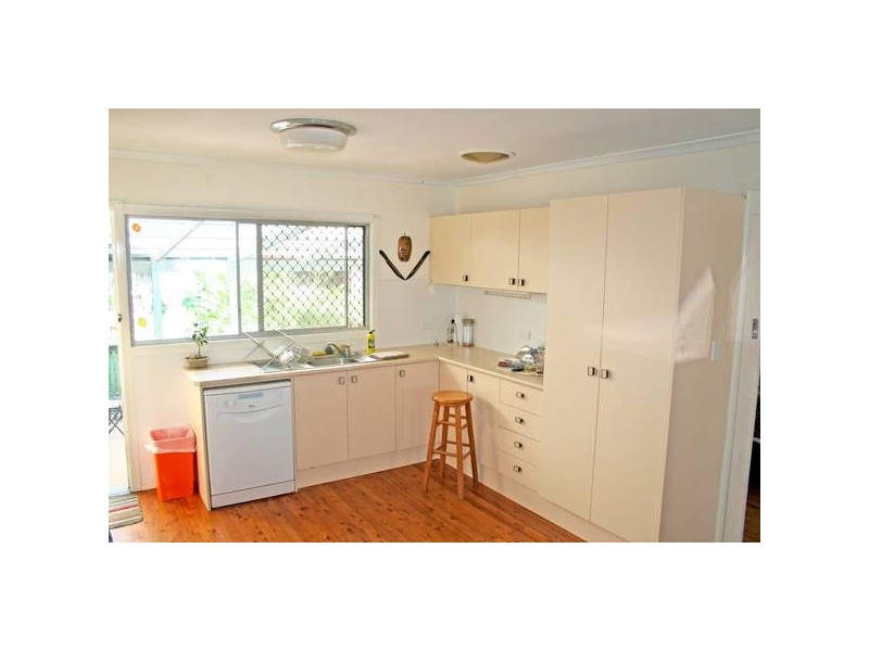 36 Fifth Avenue, Palm Beach QLD 4221