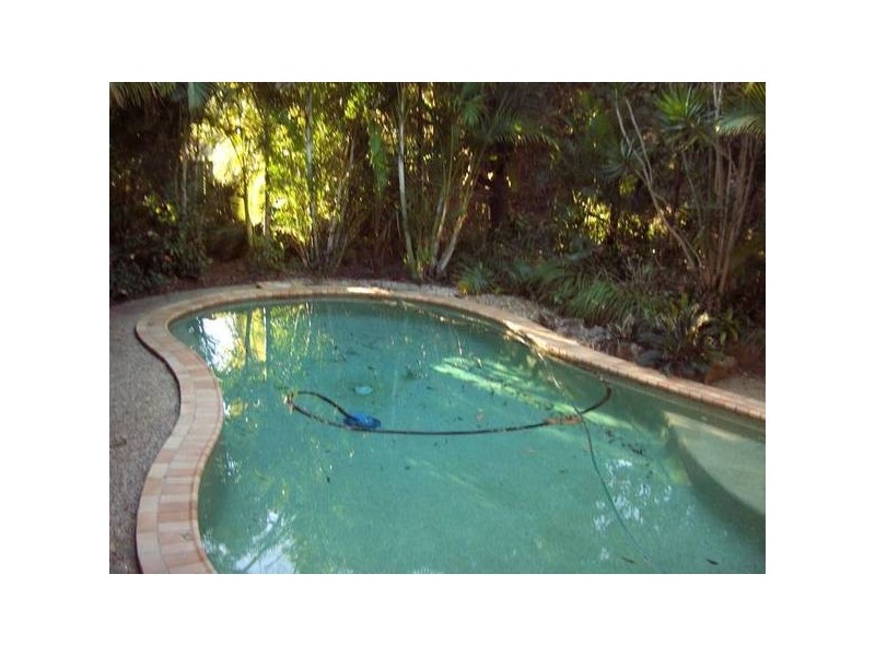 27 Fenton Drive, Tallebudgera QLD 4228