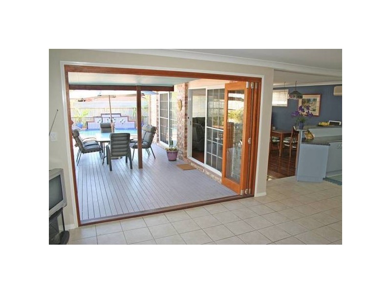 9 Merauke Avenue, Palm Beach QLD 4221