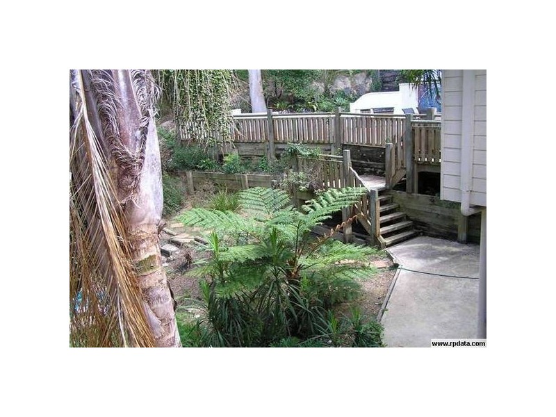 16 Burleigh Glen Court, Burleigh Heads QLD 4220