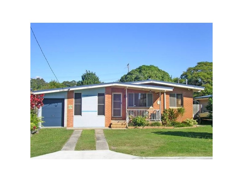 4 BALI AVENUE, Palm Beach QLD 4221