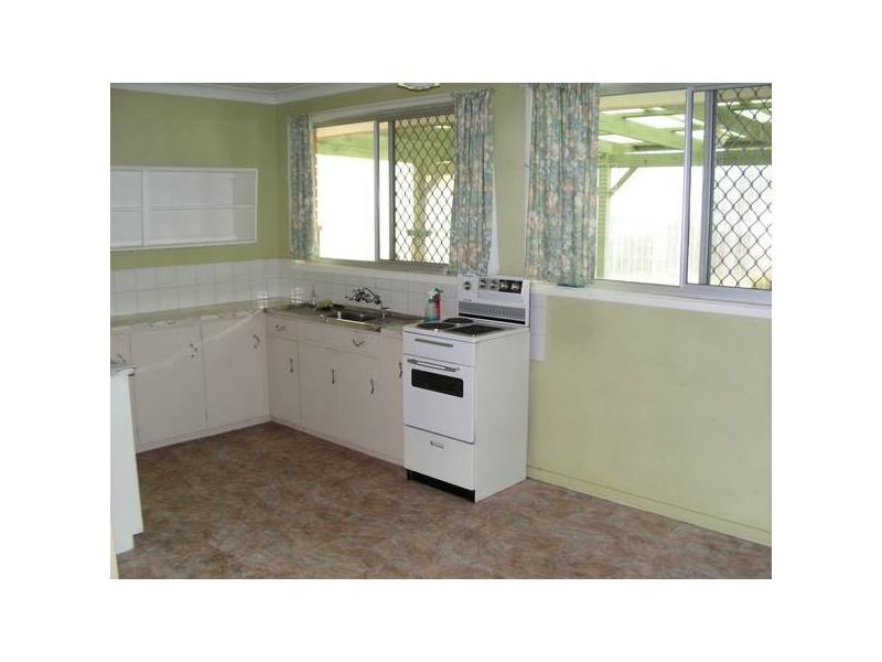 8 Tingira Road,, Palm Beach QLD 4221