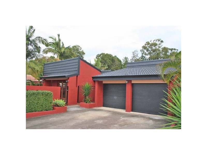 16 Myrtle Court, Palm Beach QLD 4221
