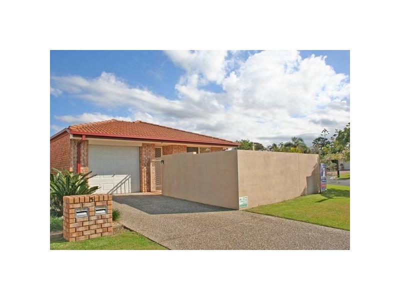 2/5 Natasha Court, Currumbin Waters QLD 4223
