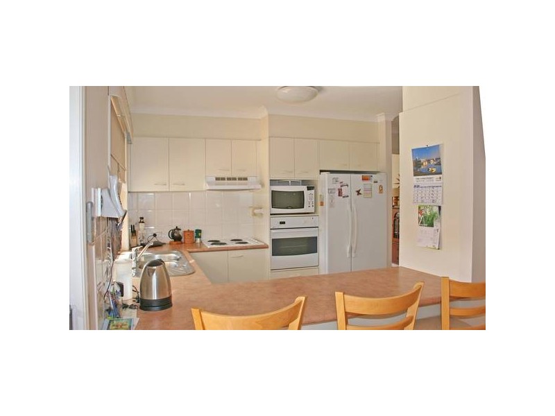 2/5 Natasha Court, Currumbin Waters QLD 4223