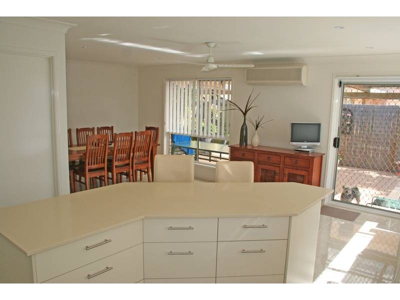 Elanora QLD 4221