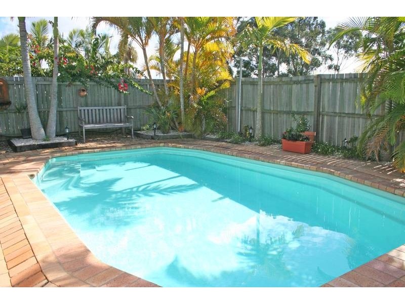 Elanora QLD 4221